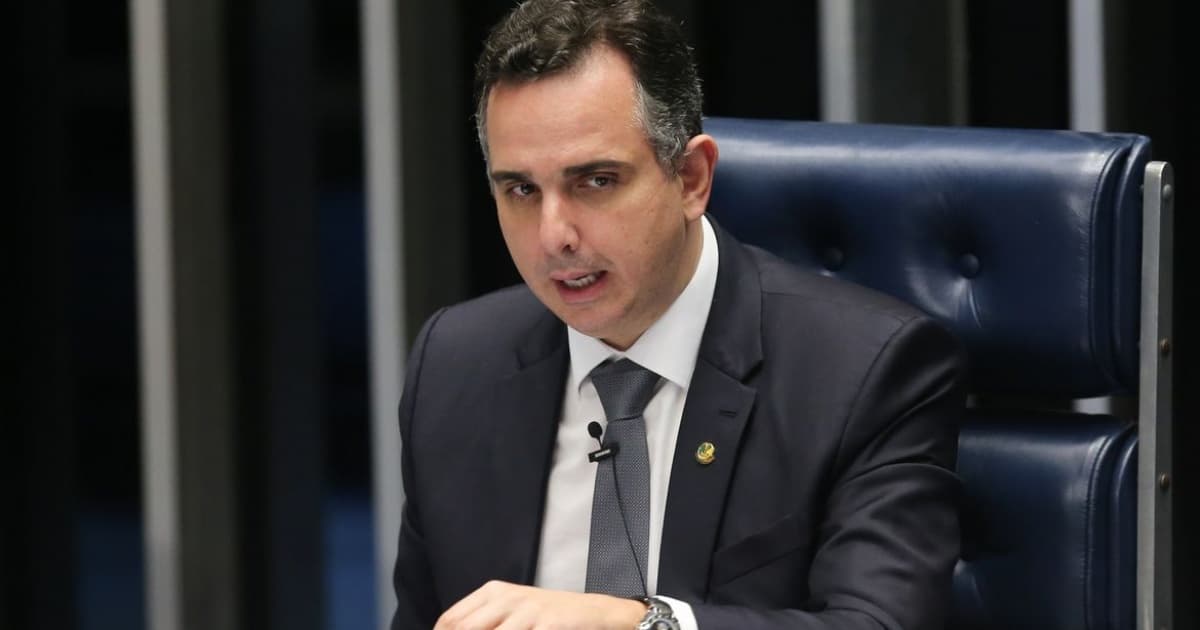 Pacheco se encontra com nome sugerido por Sarney à PGR