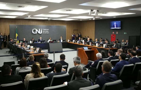 CNJ aprova resolução que garante equiparação entre direitos e deveres de juízes e integrantes do MP