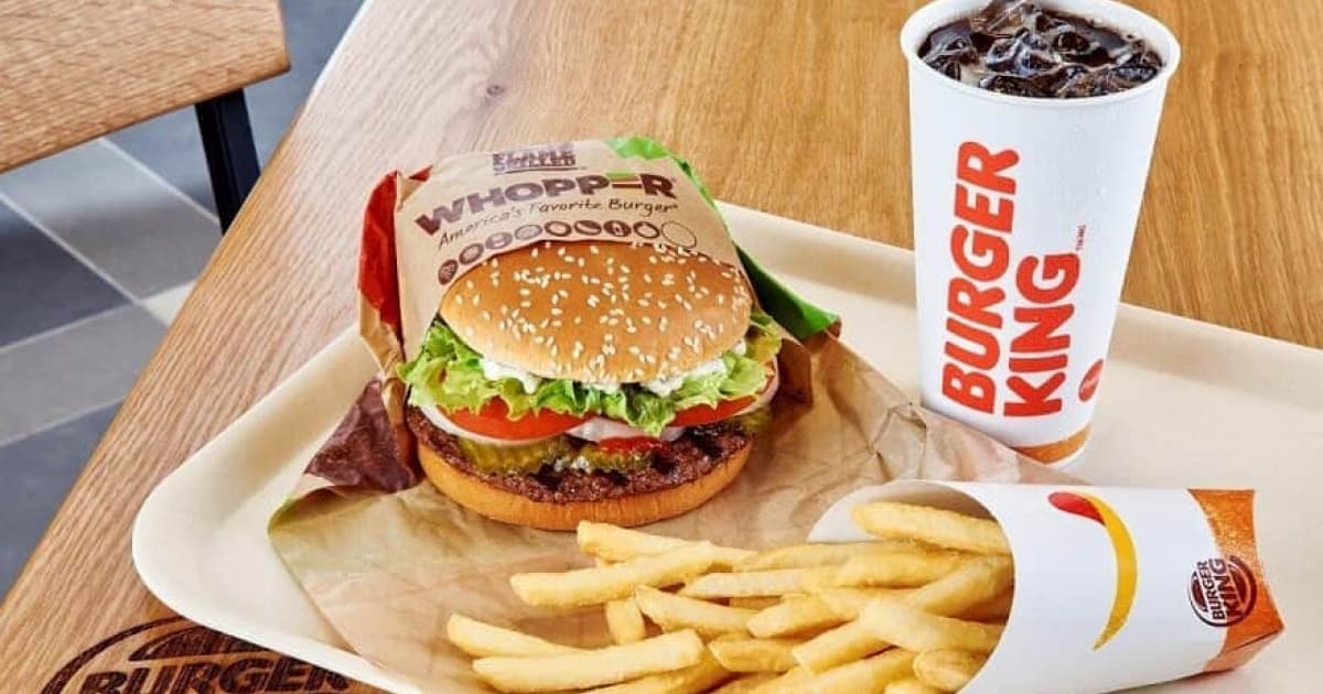 Rede de fast food é condenada pelo TST por mandar empregado alterar validade de produtos vencidos