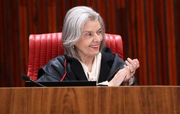 Cármen Lúcia é eleita presidente do TSE; ministra presidirá Corte Eleitoral nos próximos dois anos