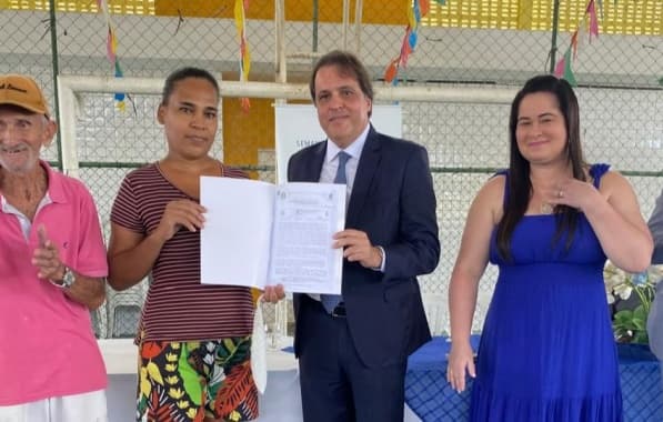 Corregedoria-Geral do TJ-BA entrega 118 títulos de regularização de propriedade em Feira de Santana
