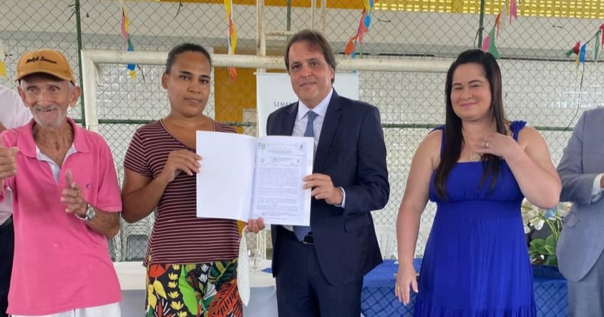 Corregedoria-Geral do TJ-BA entrega 118 títulos de regularização de propriedade em Feira de Santana