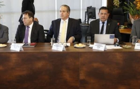 Em Brasília, presidente do TRE-BA participa de reunião com Cármen Lúcia 