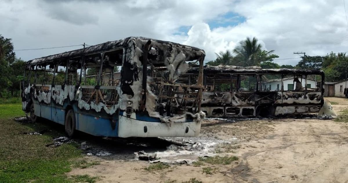 Homens armados ateam fogo em ônibus e ameaçam moradores de assentamento do MST