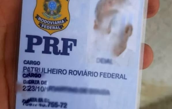 Brumado: Idoso é preso ao tentar embarcar em ônibus com carteira falsa de policial rodoviário federal