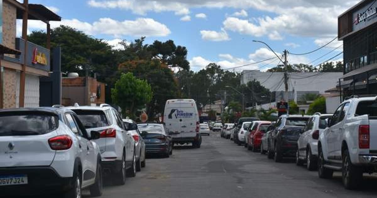 Conquista: Médica é presa após xingar segurança de bar de "macaco"