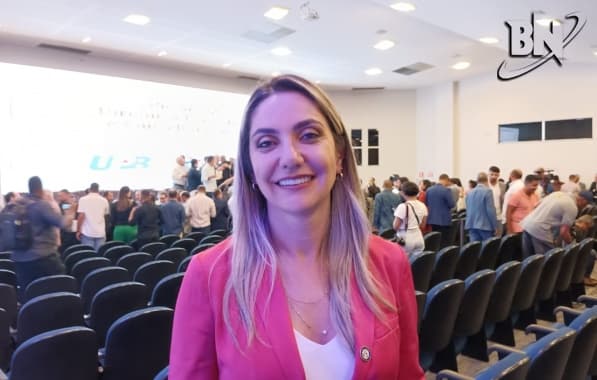 A frente da direção da UPB, prefeita Fernanda Sá Teles avalia participação das mulheres na união
