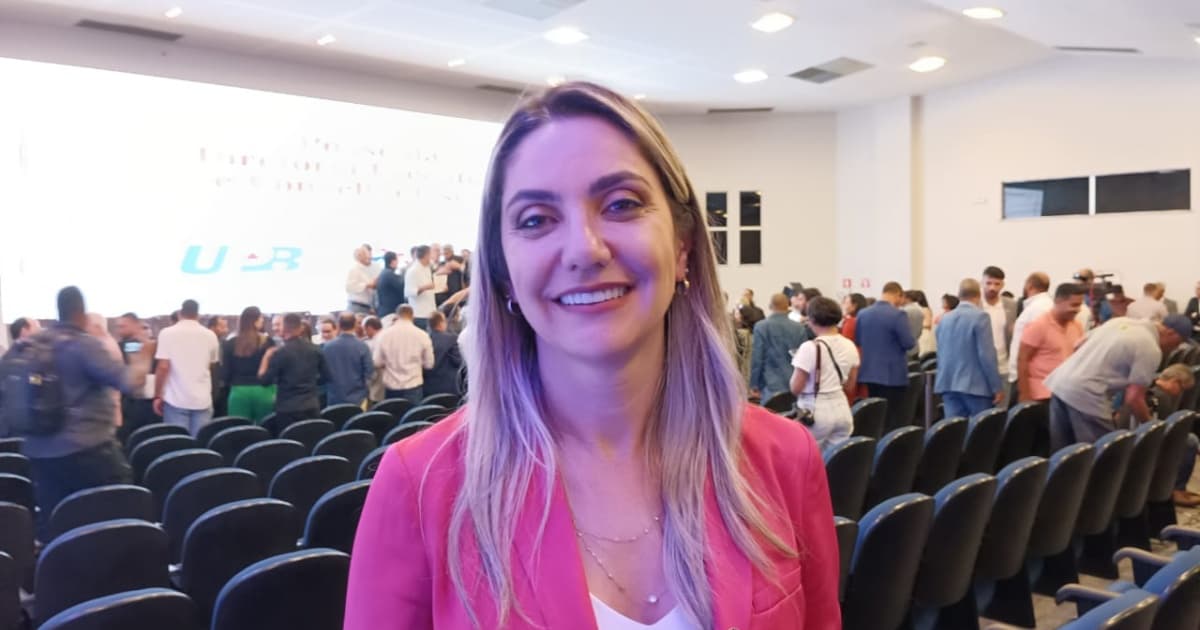 A frente da direção da UPB, prefeita Fernanda Sá Teles avalia participação das mulheres na união