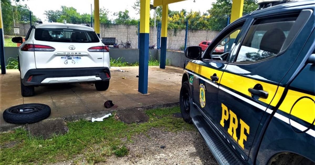 Empresário é flagrado com carro de luxo roubado e transportando drogas em BR-116