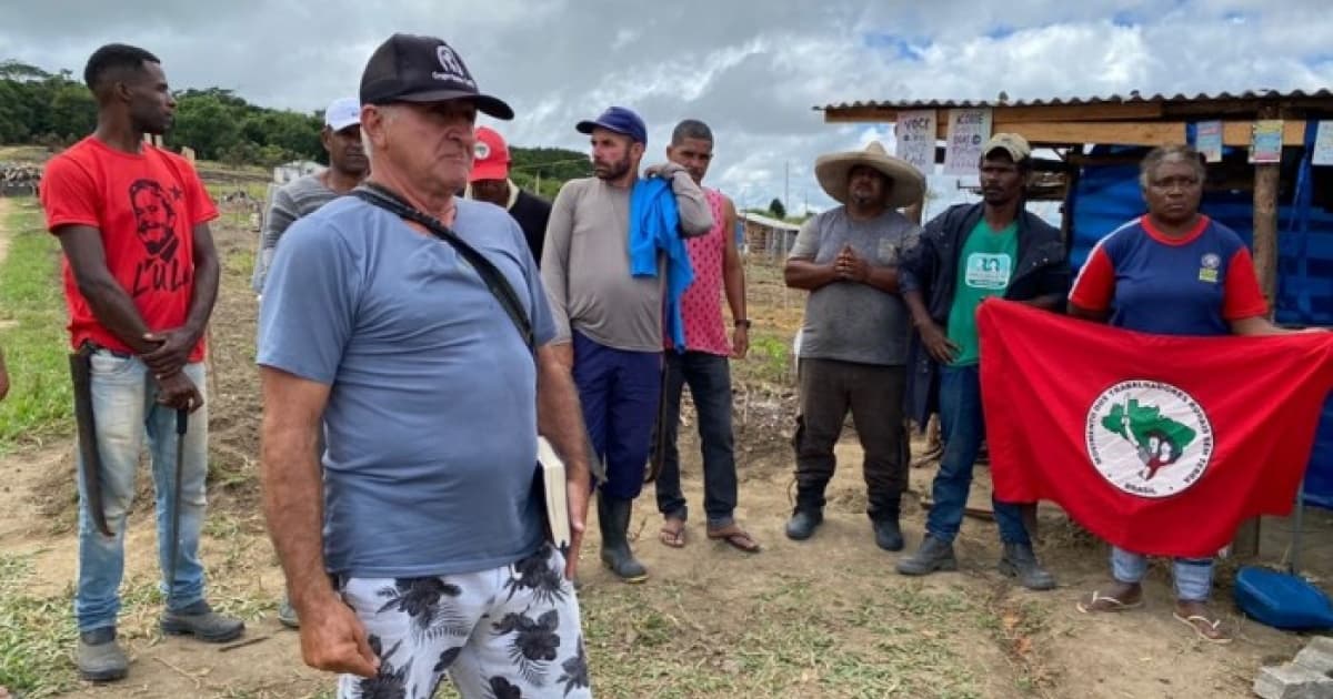 membros do mst em fazenda de extinta ebda em jaguaquara