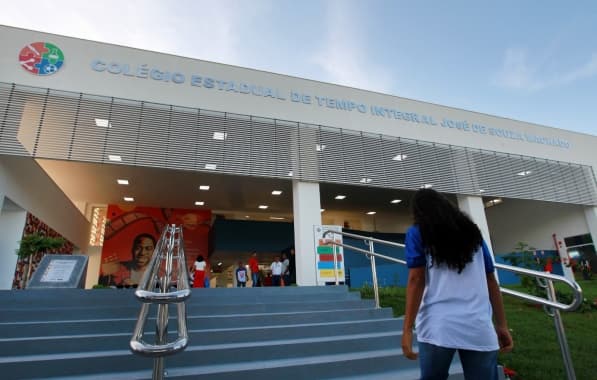 Novo Colégio de Tempo Integral é entregue no município de Central, na Chapada Diamantina