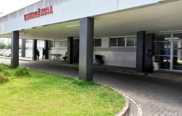 Homens morrem no Hospital Clériston Andrade após troca de tiros com a PM