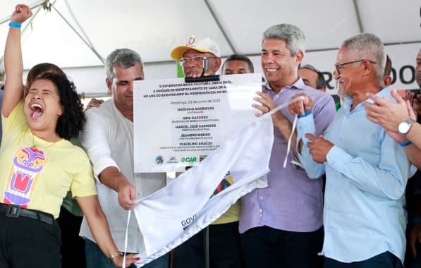 Jerônimo entrega obras e participa de programação do Dia Nacional em Defesa do Rio São Francisco