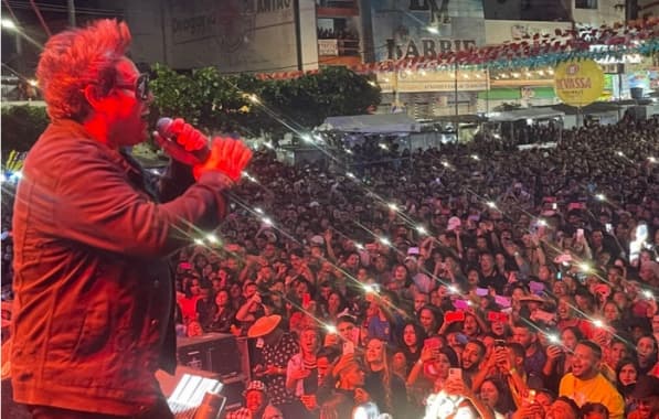 Calcinha Preta e Zé Felipe atraem uma multidão de fãs em Jequié na terceira noite de São João 