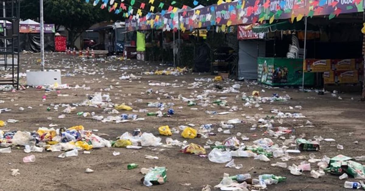 Equipe recolhe mais de 10 toneladas de lixo durante festejos juninos de Feira de Santana