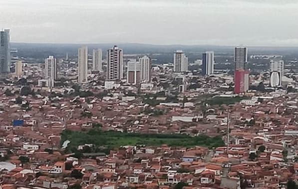 Feira segue como a 2ª cidade mais populosa da Bahia e é maior que 8 capitais