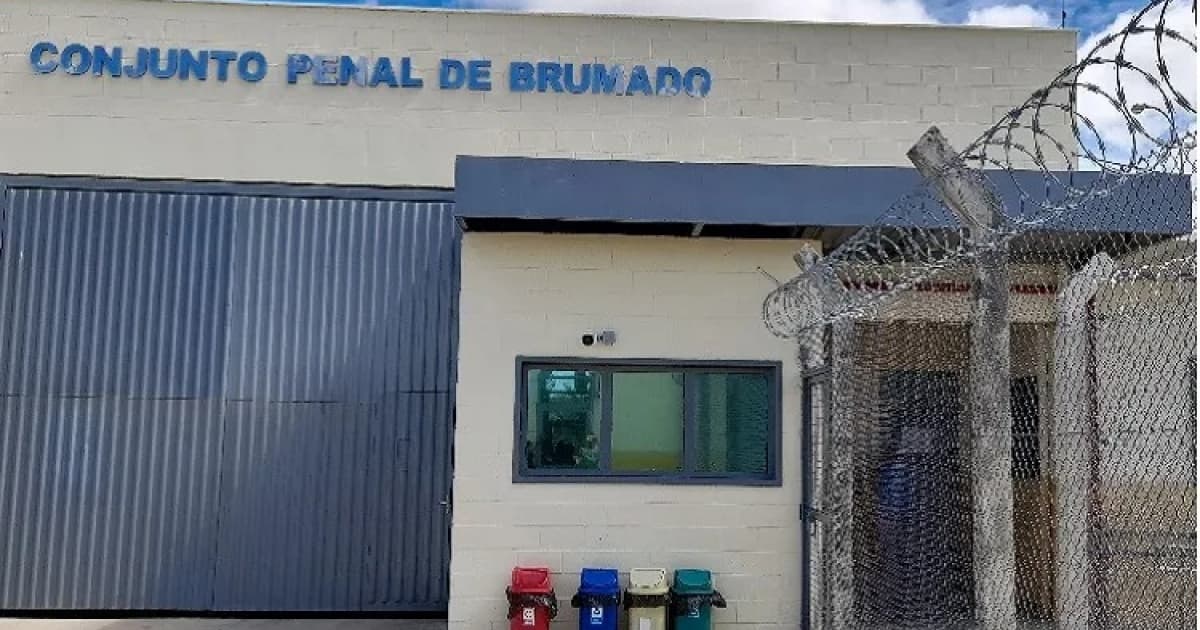 Polícia intercepta drogas e celulares arremessados no Presídio de Brumado 