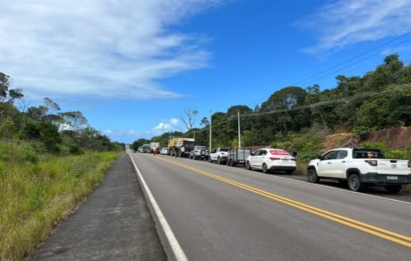 Trânsito segue intenso em Ponte do Funil parcialmente interditada; demora pode chegar a 1h30