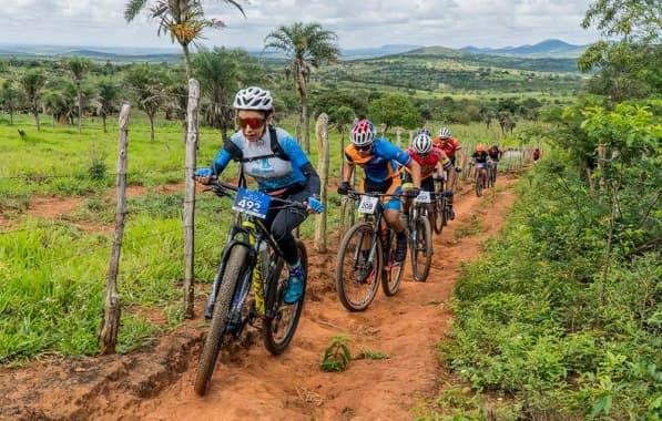 Evento vai reunir atletas no Nordeste baiano e ajudar em preservação de ave rara