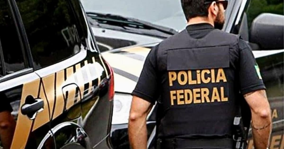 PF cumpre mandado contra morador de Feira acusado de pornografia infantojuvenil