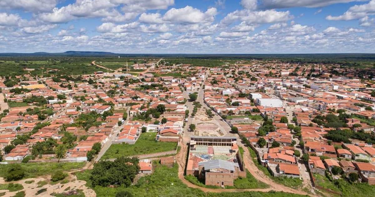 Três pessoas são baleadas por grileiros no norte da Bahia