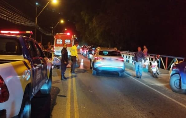 Comerciante morre após colidir veículo contra mureta de ponte em Porto Seguro