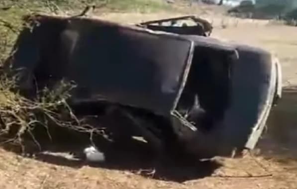 Homem perde controle da direção, capota veículo e morre na BR-122 em Pindaí