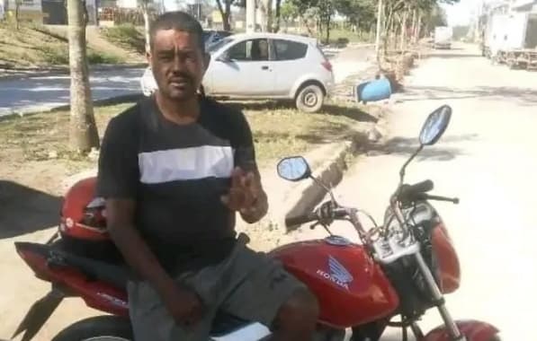 Homem é preso após matar amigo a facadas durante discussão; caso ocorreu no Extremo Sul baiano