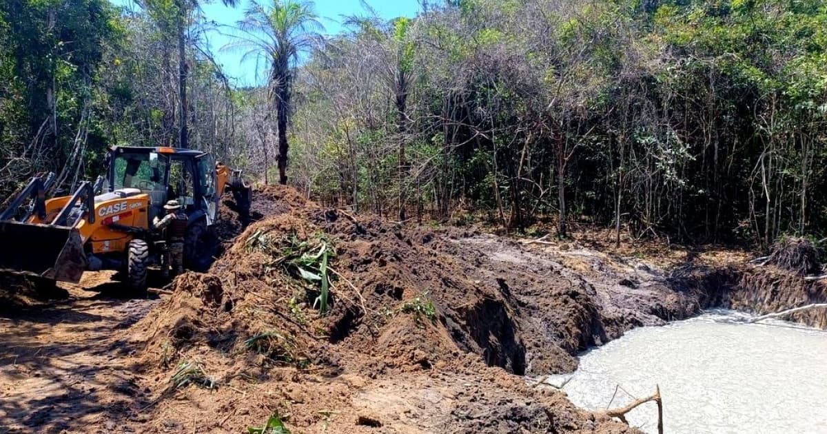 Polícia ambiental detém extração ilegal de minério em Arraial d’Ajuda