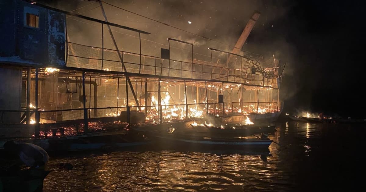 Incêndio atinge embarcações em trecho do Rio São Francisco, na Bahia