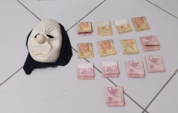 PM recupera parte do dinheiro roubado em maleta de empresário em Eunápolis; dupla de adolescentes é detida