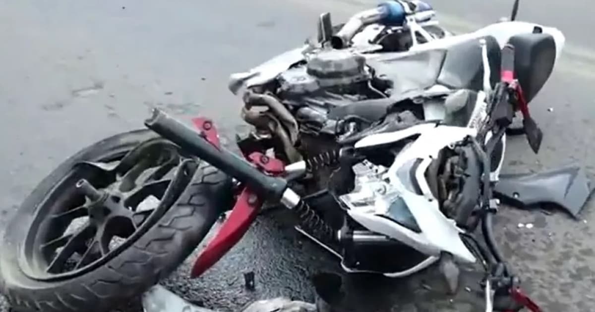 Motociclista morre em colisão com caminhonete quando seguia para trabalho na Bahia