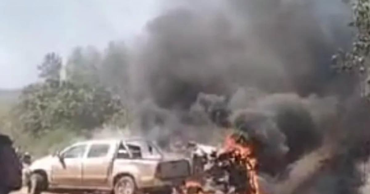 Mulher morre e cinco pessoas ficam feridas em acidente com incêndio em Itabela