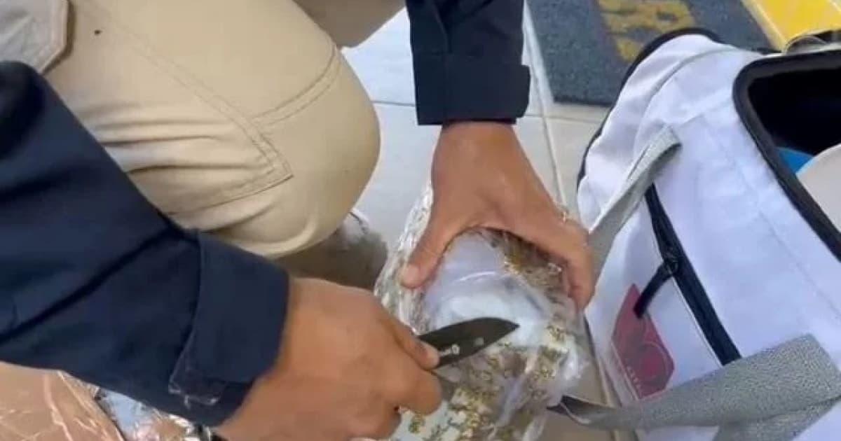 Homem é preso com mochila cheia de cocaína e maconha