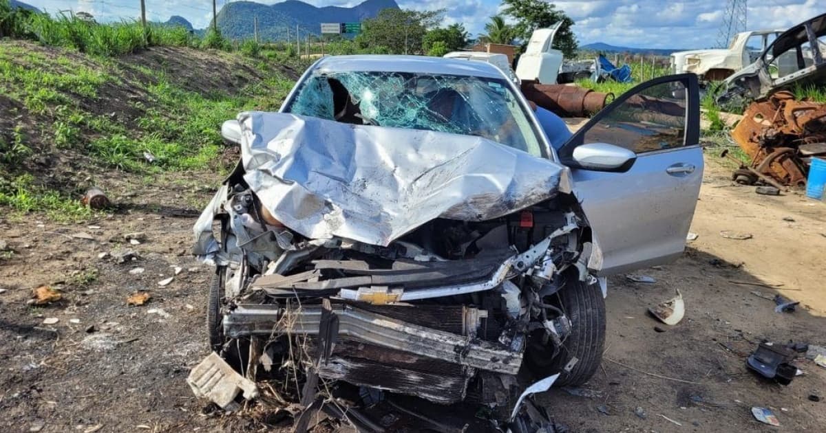 Dupla de jovens morre após acidente na BR-101; outras quatro pessoas ficaram feridas