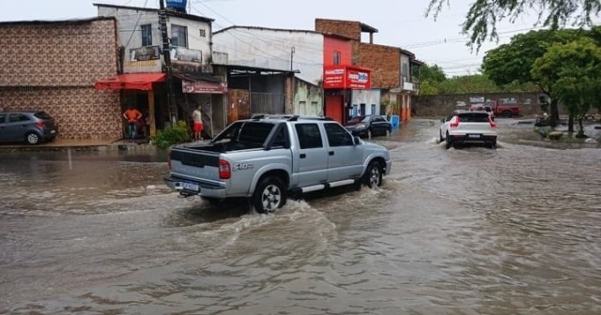 Prefeitura baiana cria comitê de crise após chuvas; foram 120 mm entre tarde de sexta e madrugada deste sábado