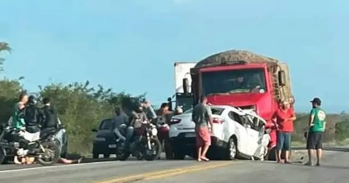 Mãe e filha morrem e sobrinha fica ferida em batida em trecho da BR-116 Norte na Bahia 