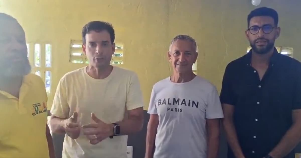 VÍDEO: Políticos de oposição de Lauro de Freitas se reúnem para convencer Teobaldo a manter a pré-candidatura a Prefeito