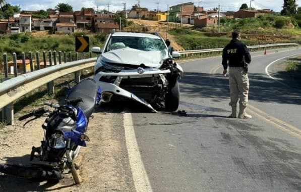 Colisão entre moto e picape deixa motociclista ferido na BR-420, entre Jaguaquara e Itaquara