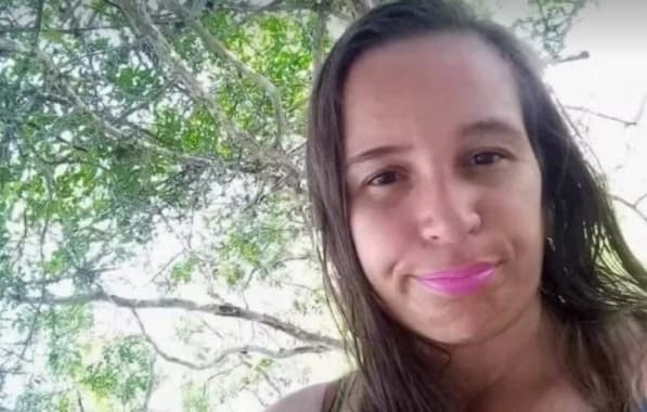 Mulher é morta a facadas dentro de casa no norte da Bahia
