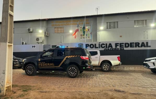 PF na Bahia cumpre 20 mandados de prisão contra policiais, Cacs e empresários; acusados vendiam armas para facções