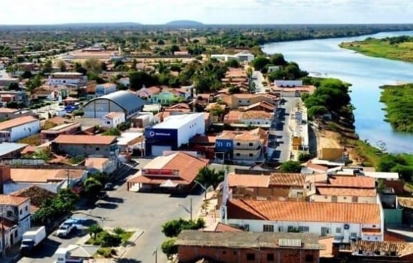 Com população 11 vezes menor, Sítio do Mato recebeu 730% mais emendas em relação a Barreiras em 2023