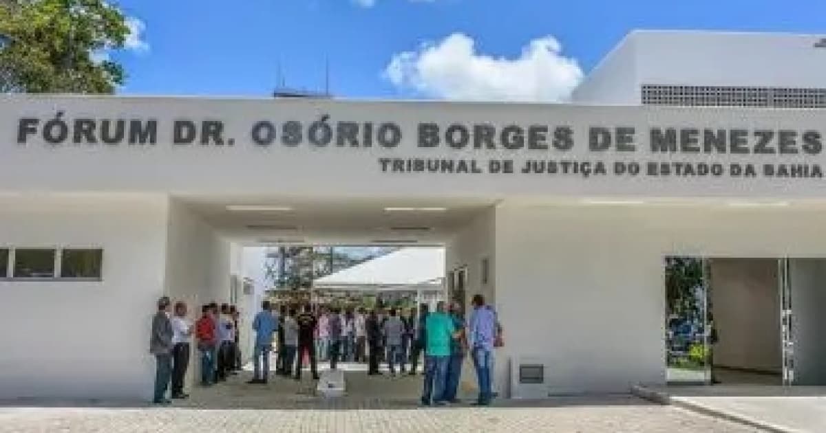 Homem é condenado a 27 anos de prisão pelo feminicídio da esposa em Porto Seguro