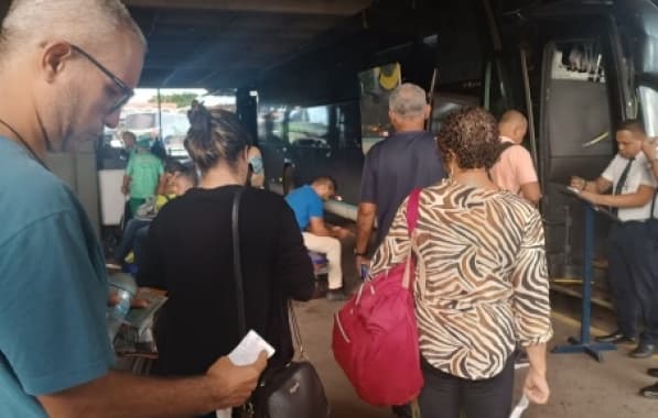 Rodoviária de Feira deve ter 4 mil passageiros por dia até véspera de São João