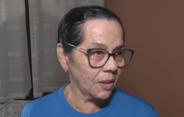 Professora de 72 anos volta a trabalhar após ter aposentadorias revogadas na Bahia
