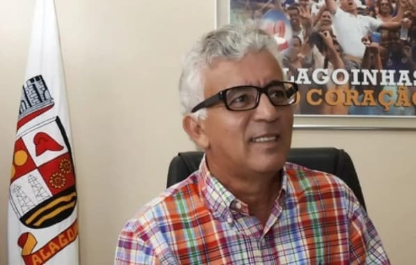 Ex-prefeito e pré-candidato em Alagoinhas terá de devolver R$ 17 milhões por irregularidades em transporte escolar