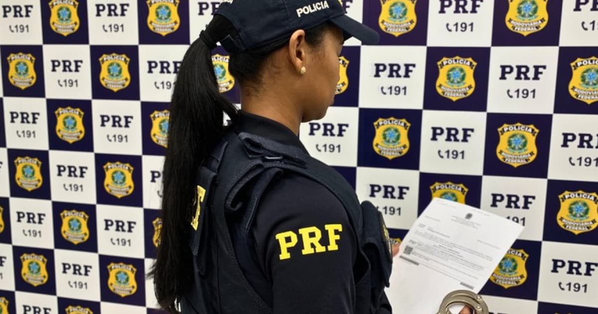 Agente feminina da PRF baiana