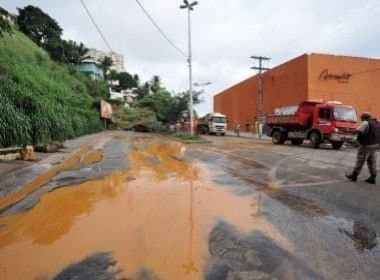 Por causa da chuva, prefeitura interdita Contorno e faixa da Suburbana
