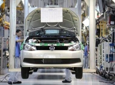 Após revelação de fraude, venda de carros da Volkswagen é proibida na Suíça