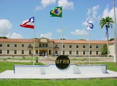 UFRB firma acordo com movimento estudantil para desocupar prédios da instituição